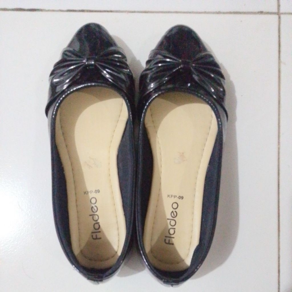 PRELOVED Flatshoes Wanita FLADEO Ori