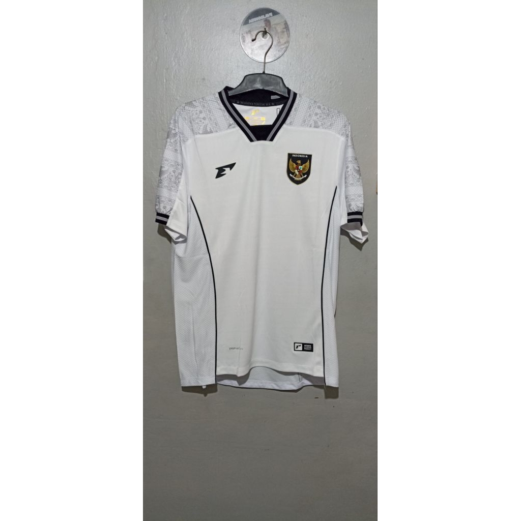 Jersey timnas Indonesia away