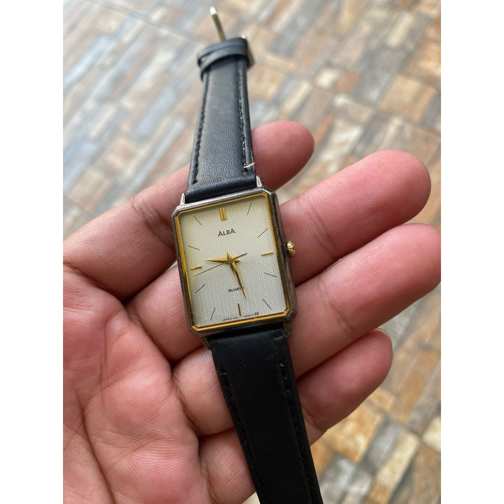 Jam tangan seiko alba tank