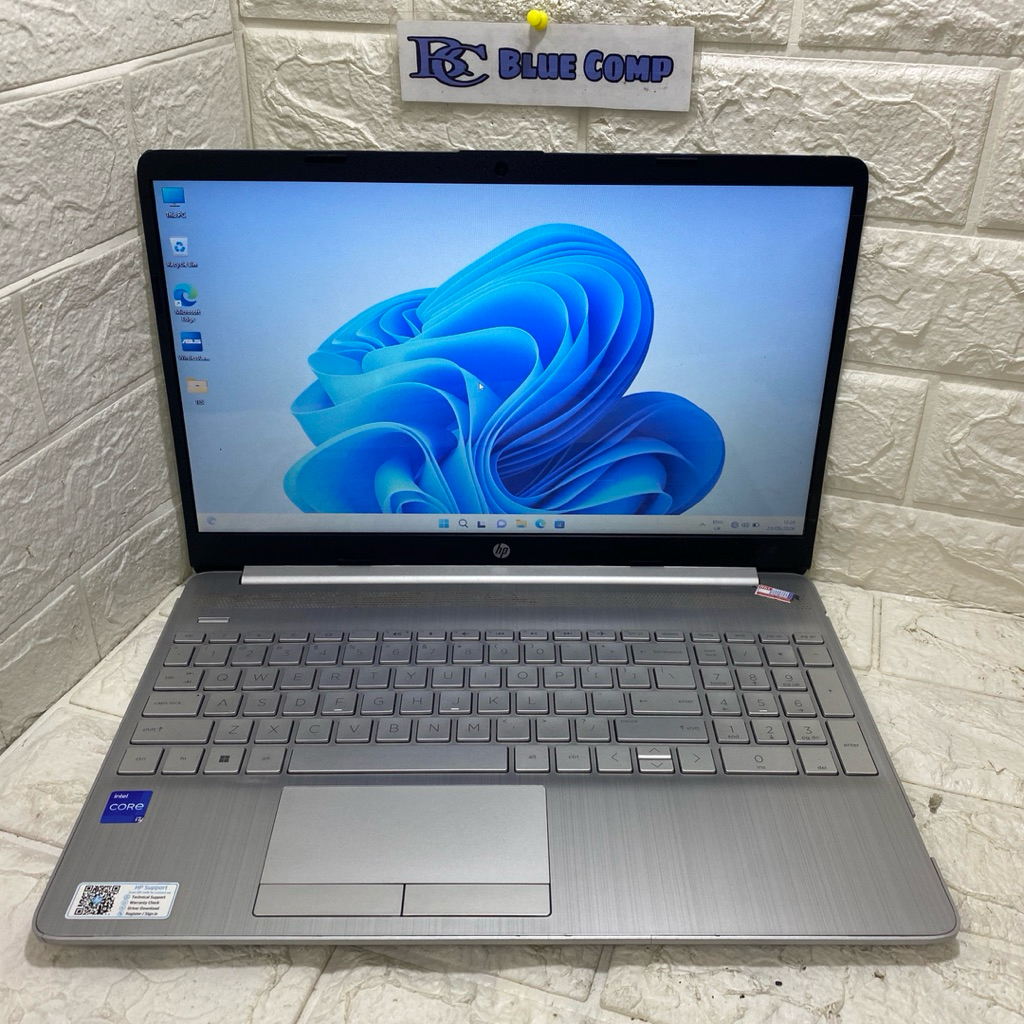 Laptop Design Murah HP 15 Core i3 Gen 11 Ram 8 GB SSD 256GB Laptop Editing Render Siap Pakai