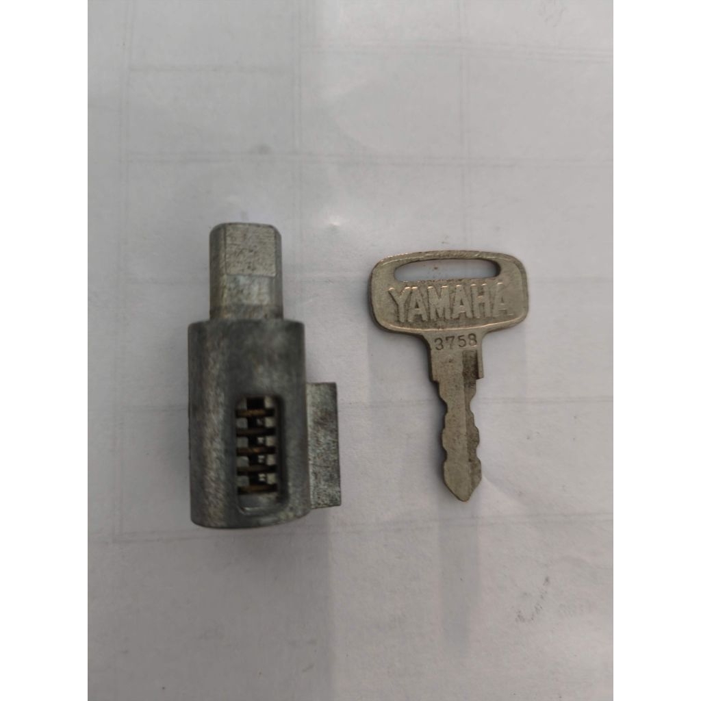 New Old Stock Kunci Stang Original Yamaha YT115 YT100