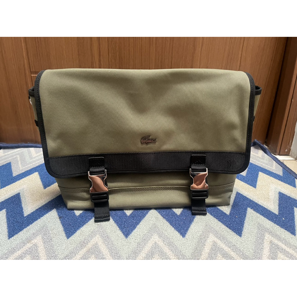 Preloved lacoste messenger bag