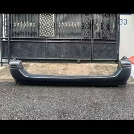 Bumper bemper belakang kijang krista 1999-2003.