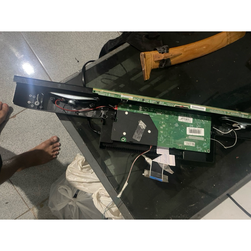 Mesin TV advance adv 3203A