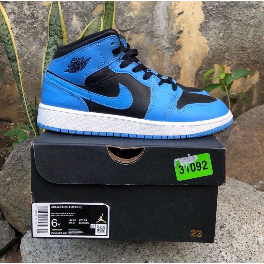Nike Air Jordan 1 Mid University Blue Black (GS) - ORI - second mulus sz 38.5