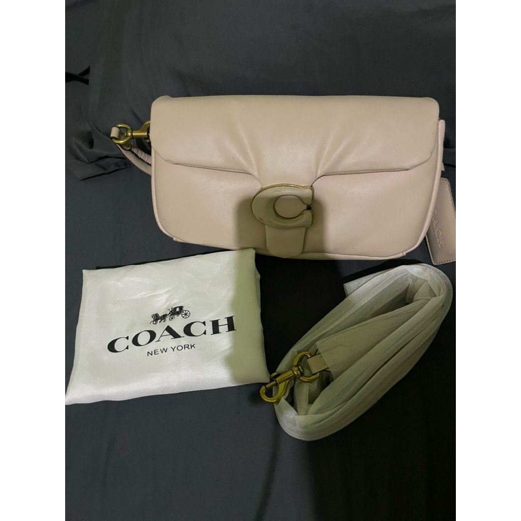 Coach Pillow Tabby 26