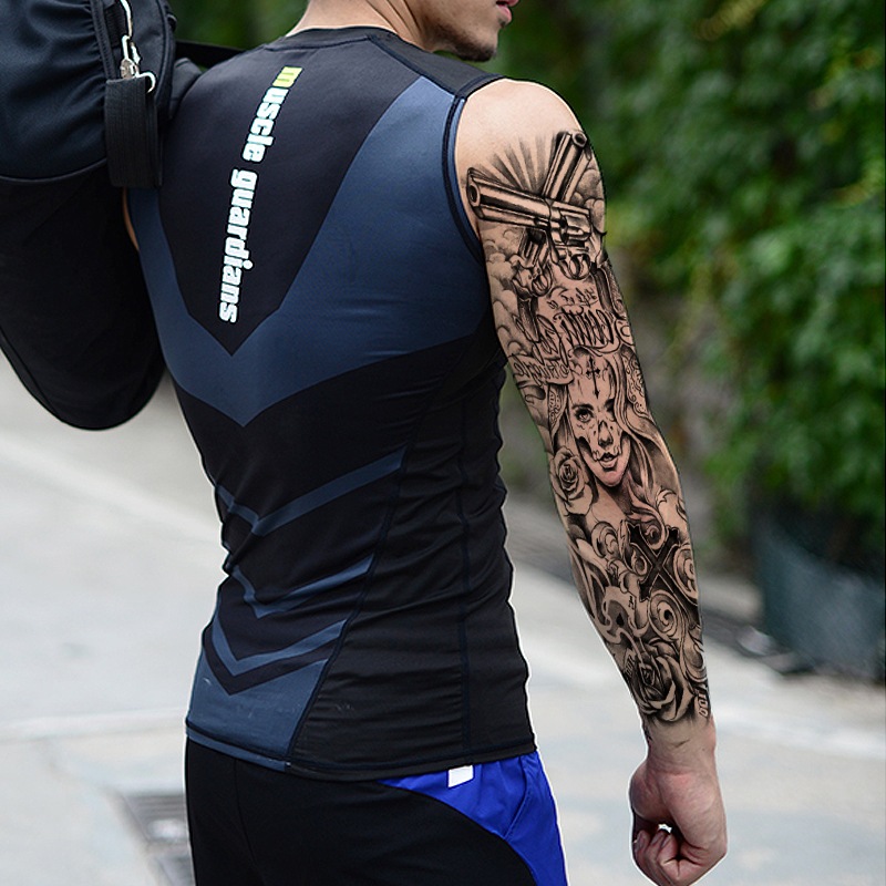Tato lengan penuh yang keren dan bergaya.Efek realistis, tahan air