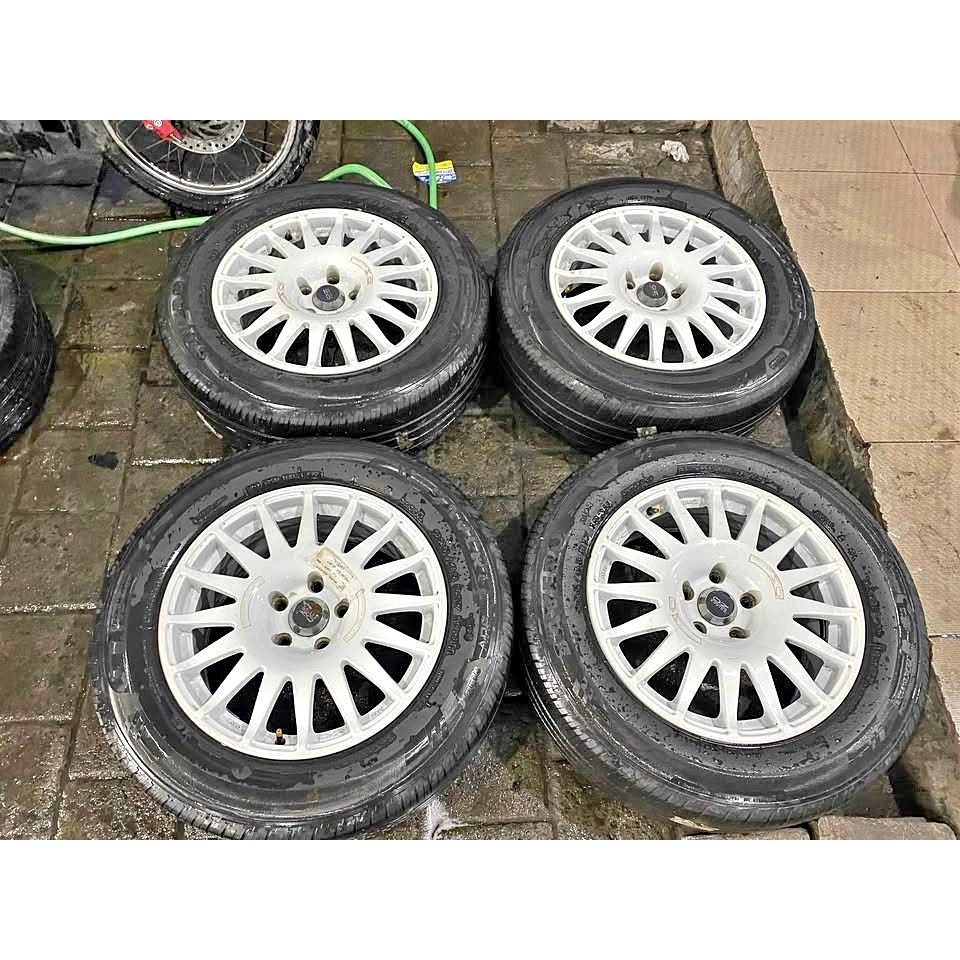 VELG MOBIL OZ RACING RING 17 LEBAR 7,5 PCD 5X114 ET42 BAN 215 65 R17