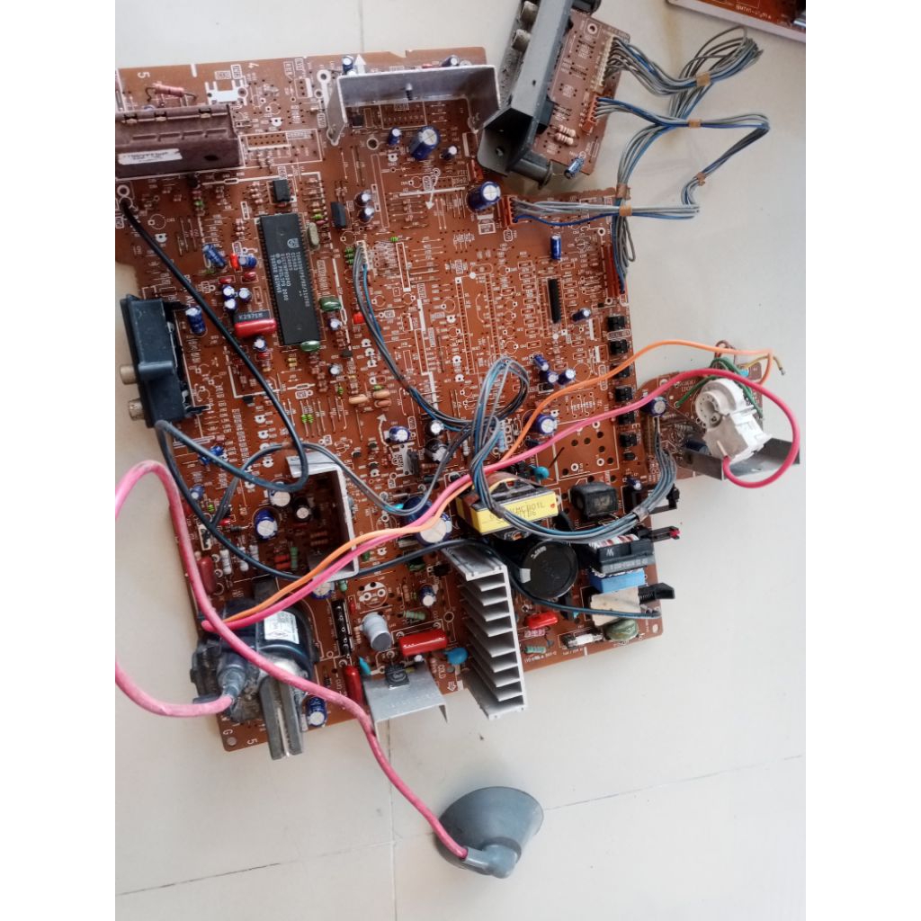 mesin tv LG mati IC TDA 9381ps
