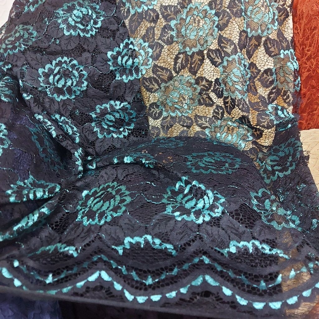 kain brokat meteran  - kain brokat motif  - kain brokat kebaya  - kain brokat tile ( biru tosca) AT
