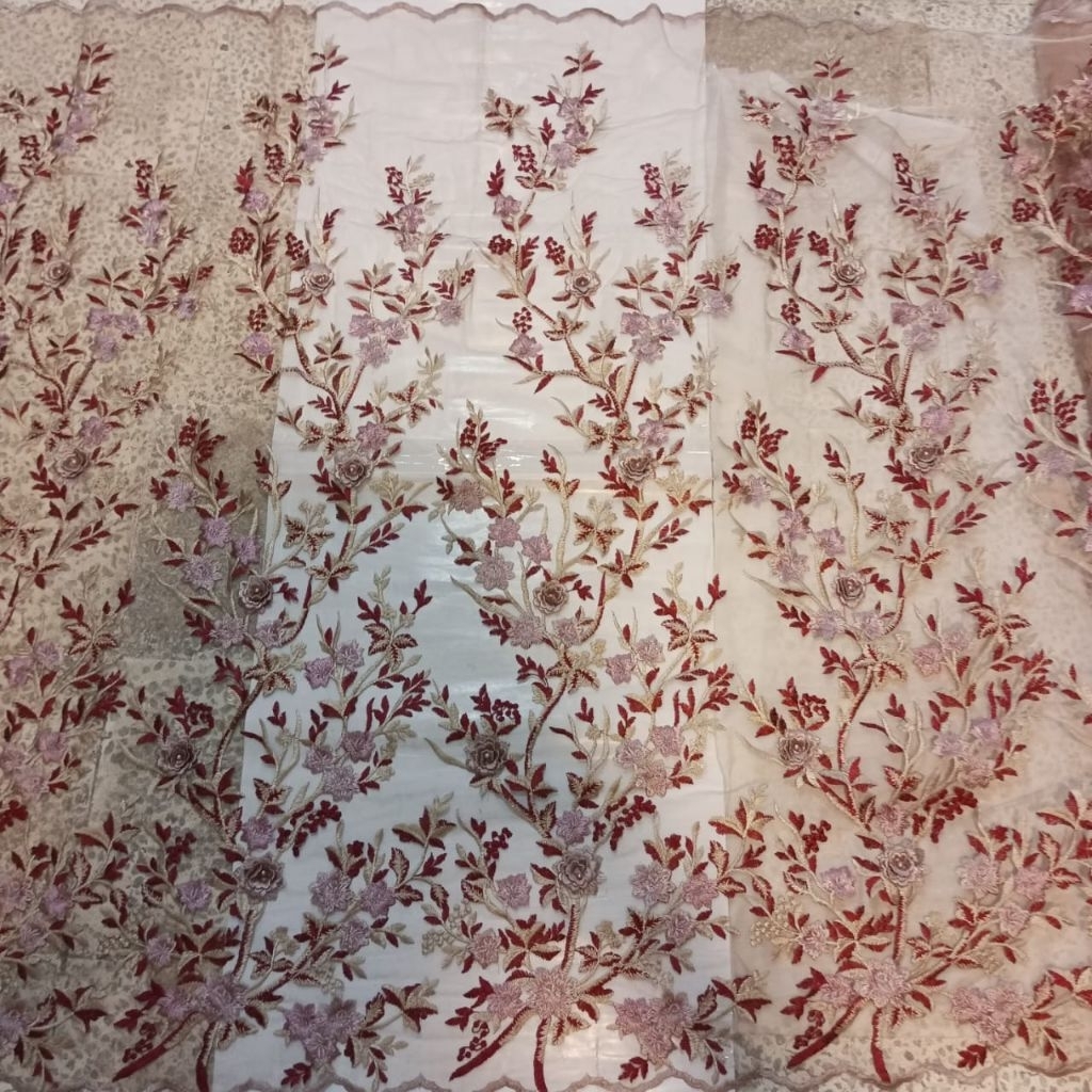 brukat tile 3 dimensi timbul harga persetengah meter/50centimeter