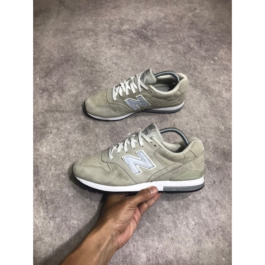 Nb 996