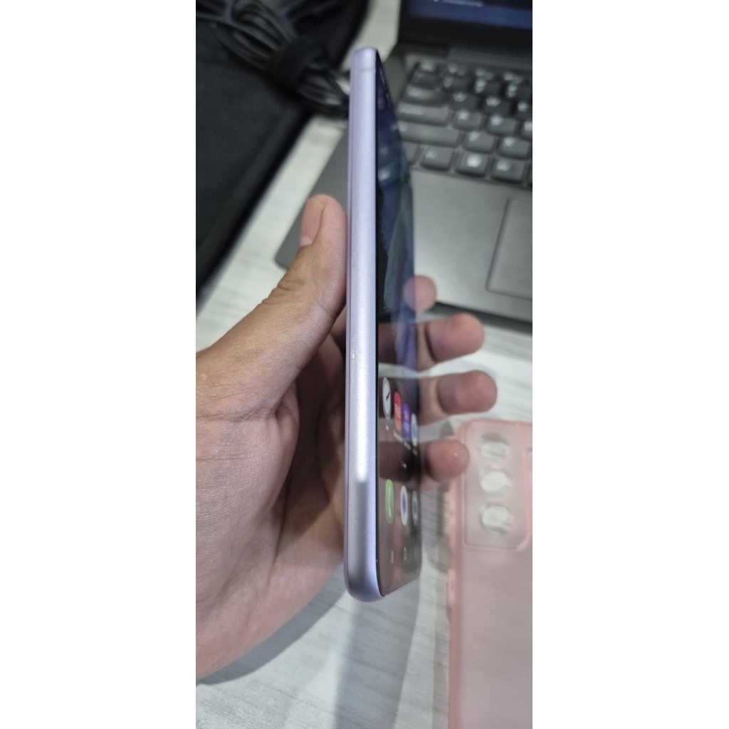 Samsung S21 FE Second