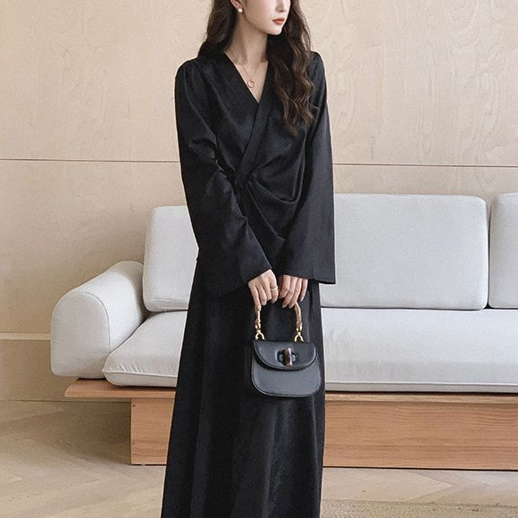 [ Mode Vogue] Desain gaya Cina baru gaya Cina satin dua potong gaun panjang gaun wanita gaun