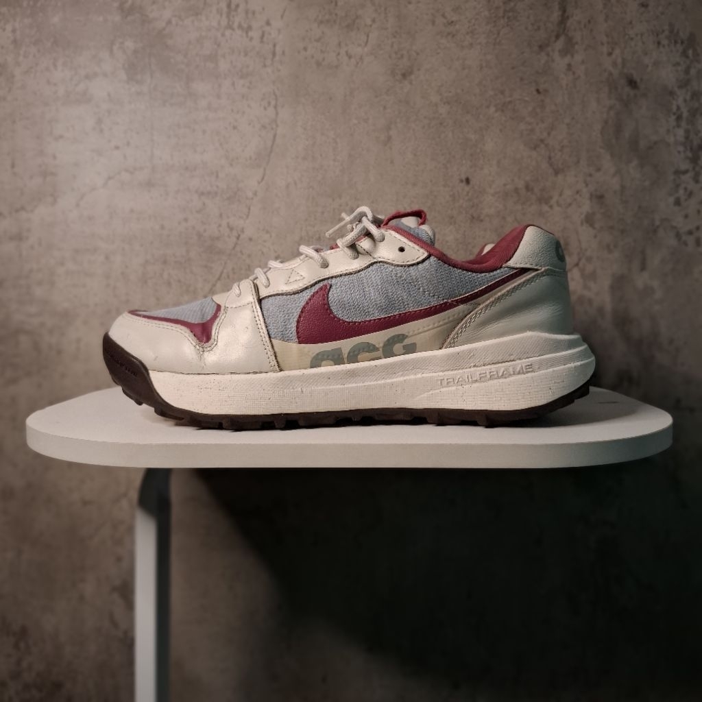 Nike ACG Lowcate Mica Original Size 42