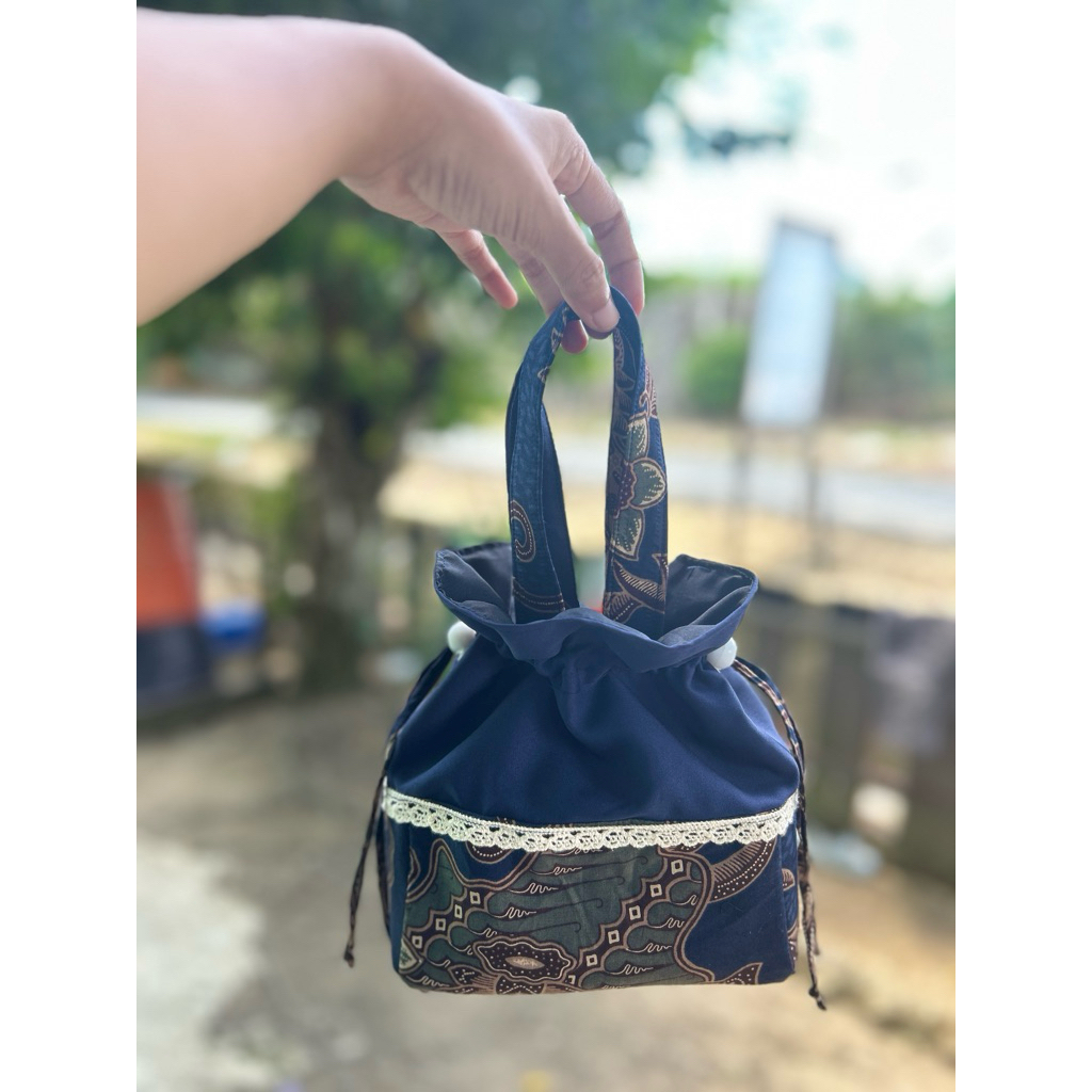 Tas dari kain perca