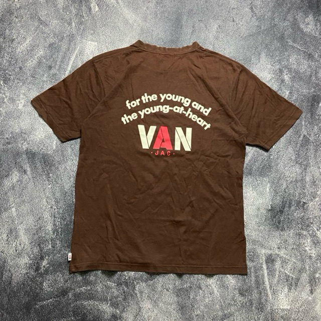 van jac tshirt