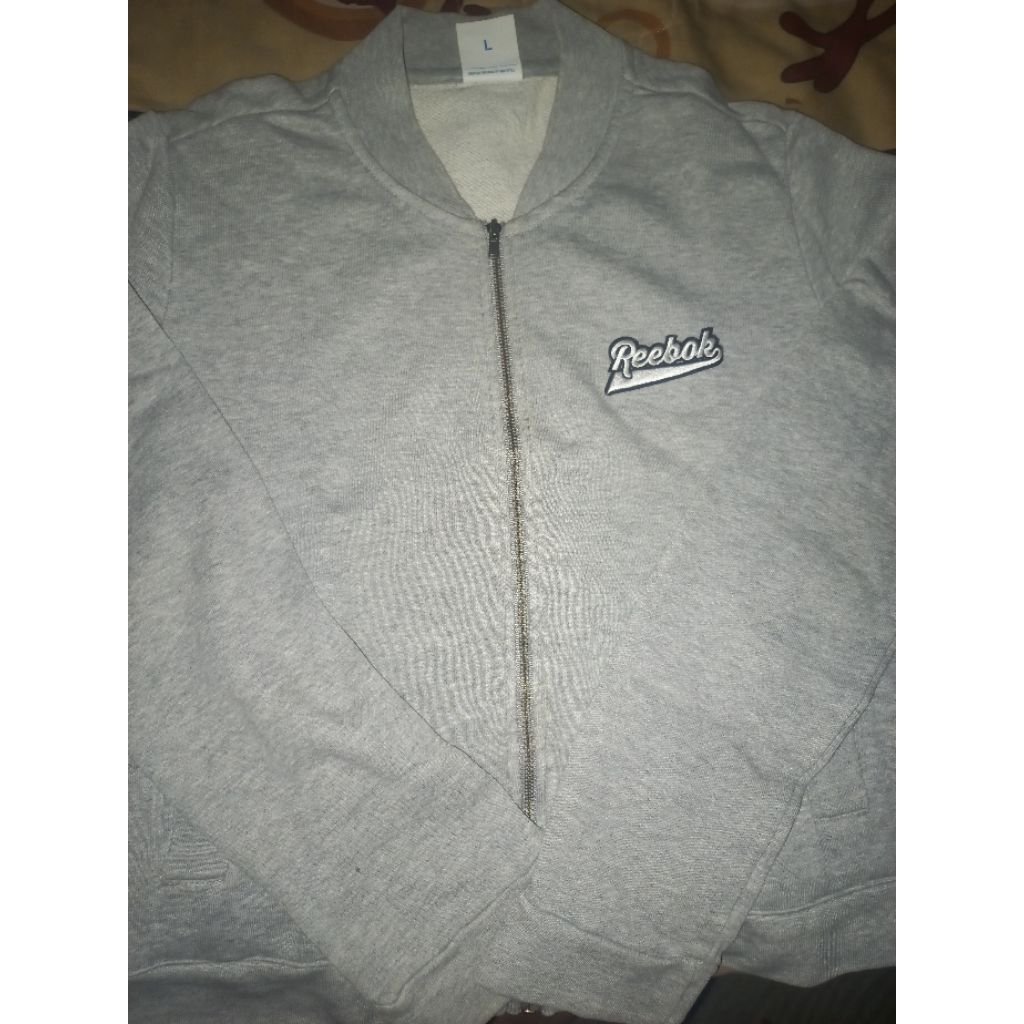 preloved jaket Reebok Classics