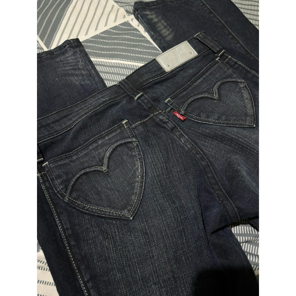 levi’s lady style bootcut vintage dark blue jeans