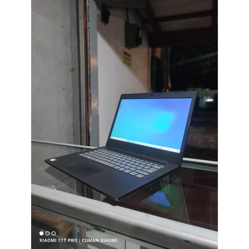 Laptop Lenovo Ideapad 130-14ast
