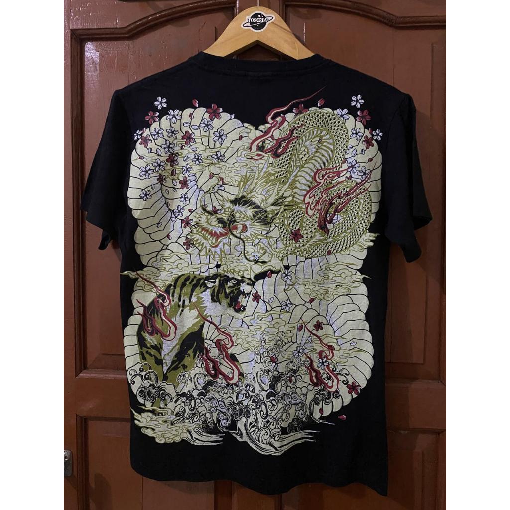 Kaos Sukajan Hitam