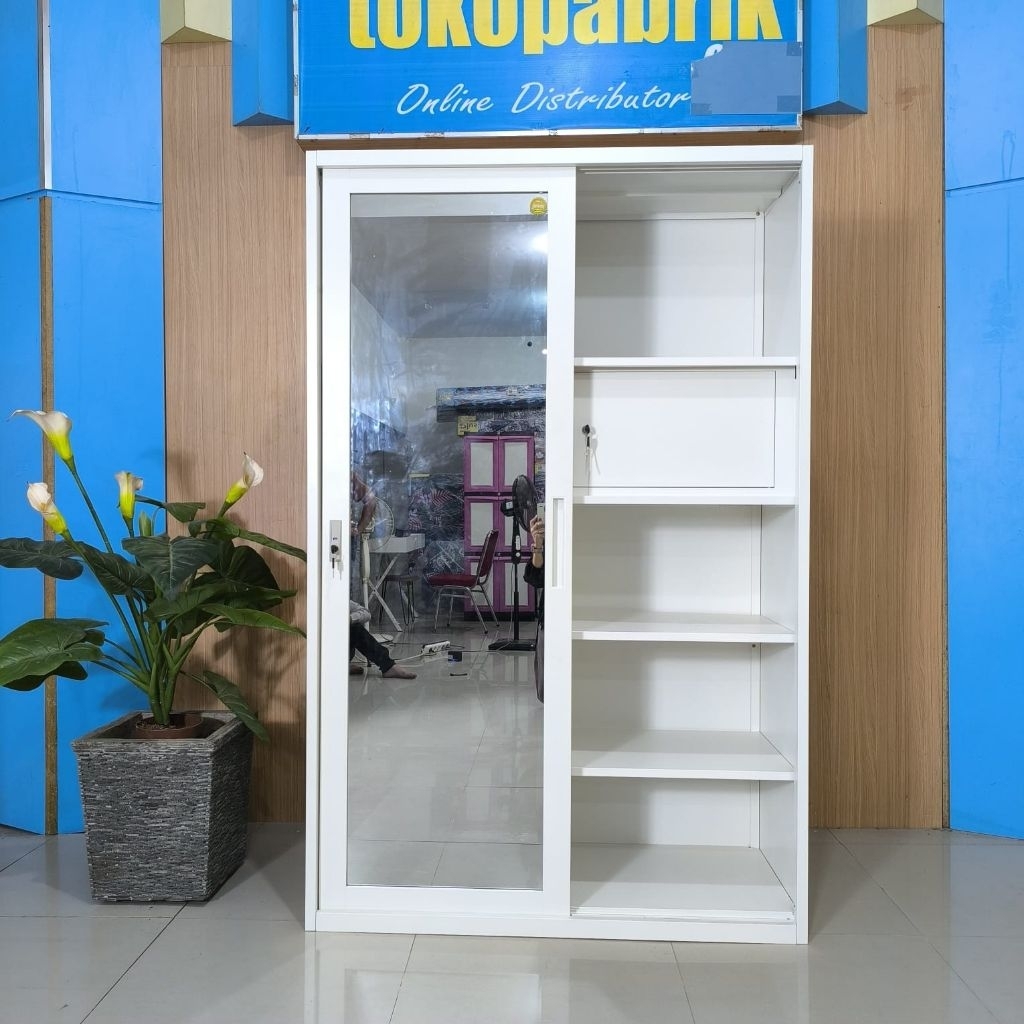 Lemari  Baju Lemari Pakaian Lemari Besi standar 2 Pintu SLD Termurah Terlaris Pemalang Pekalongan Br
