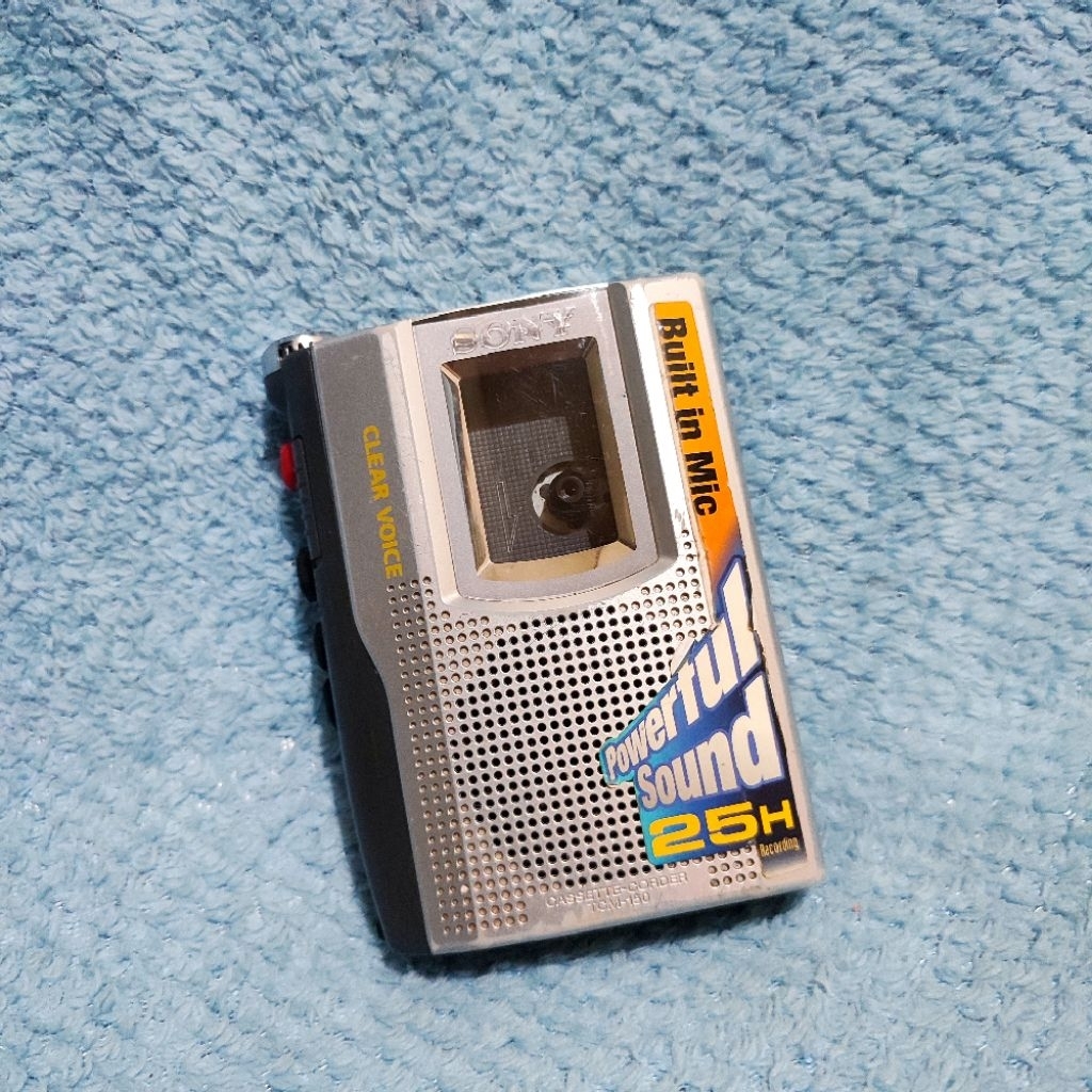 Pemutar Kaset Pita Walkman Sony TCM 150 Built-in Speaker NORMAL SIAP PAKAI