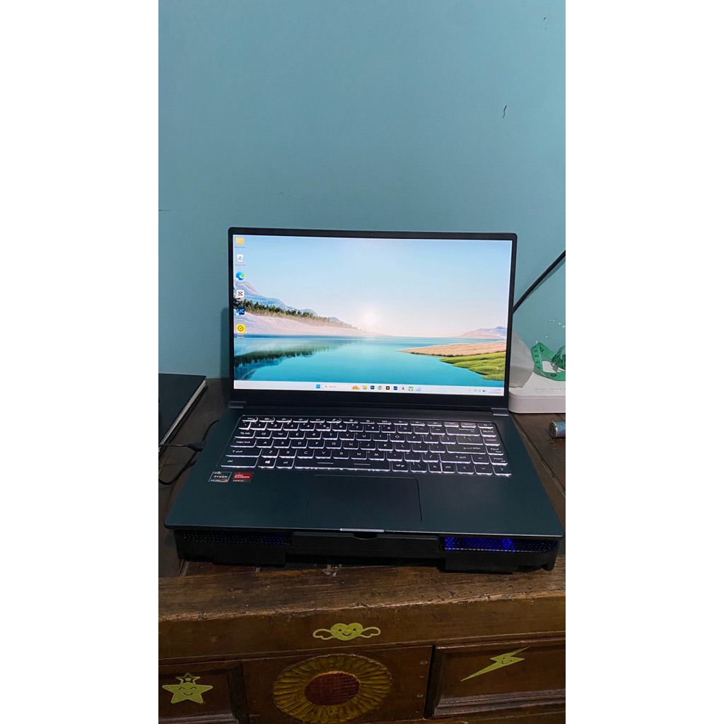 Laptop MSI modern 15 Second pemakaian pribadi