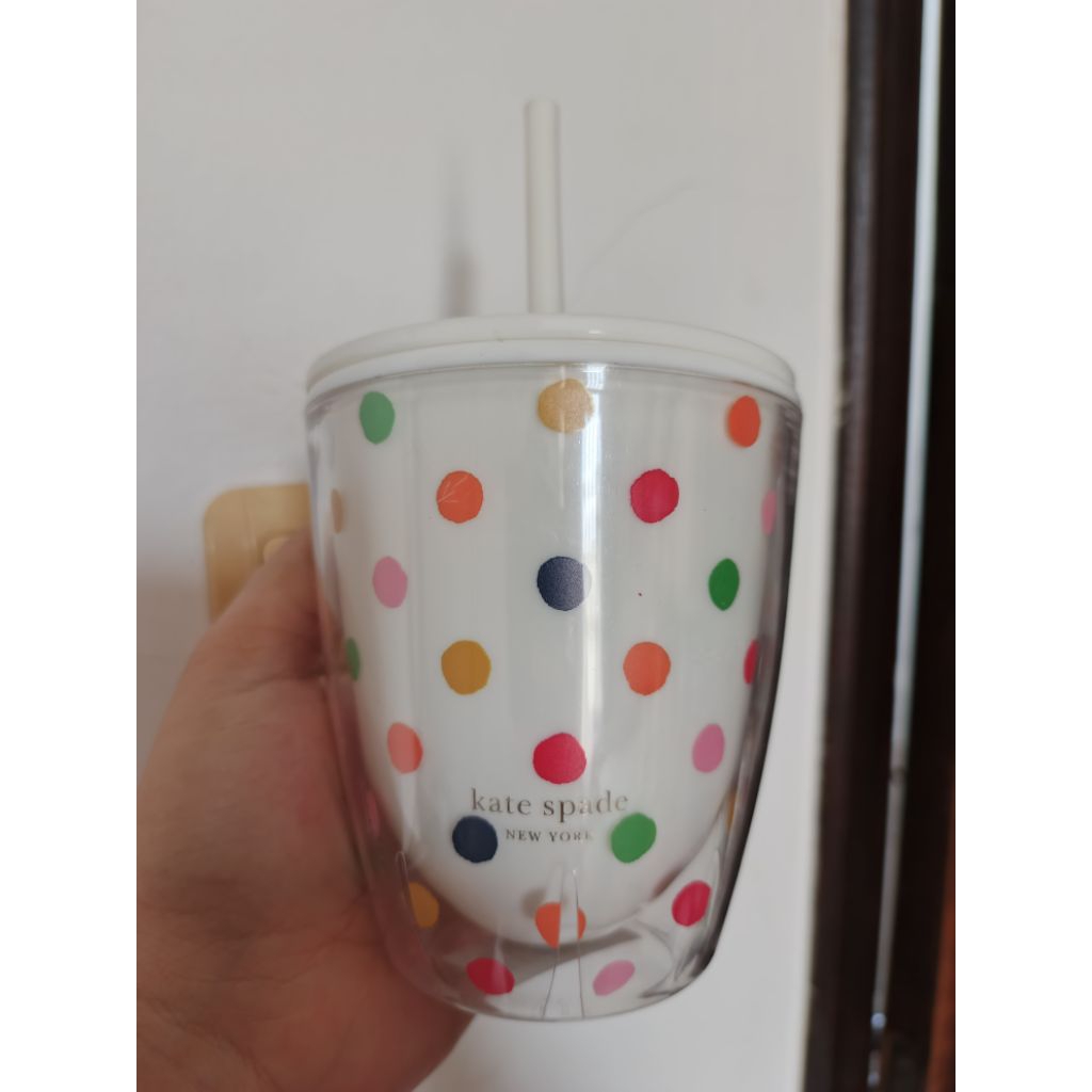 Thumbler Minum