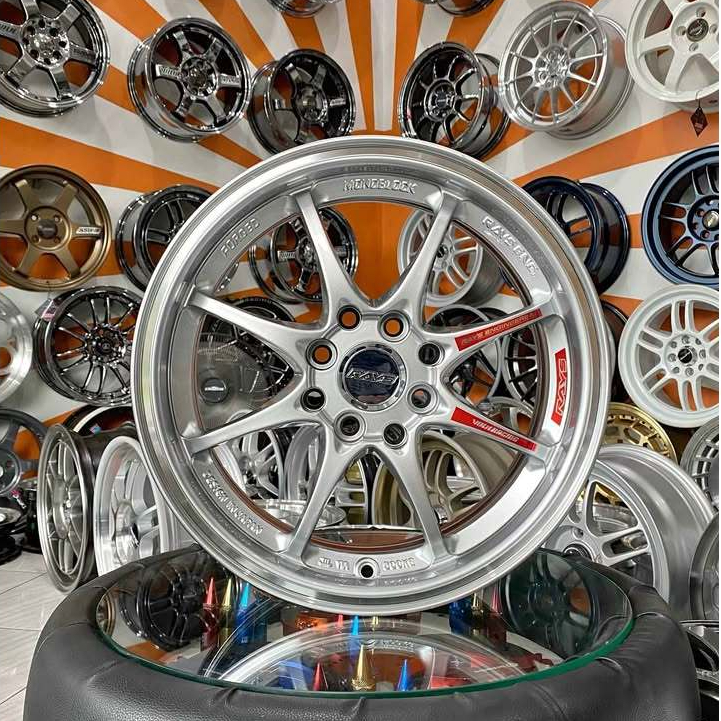 velg racing brio ce28 ring 15 lebar 6,5 et42 hyper silver untuk agya calya mobilio freed avanza