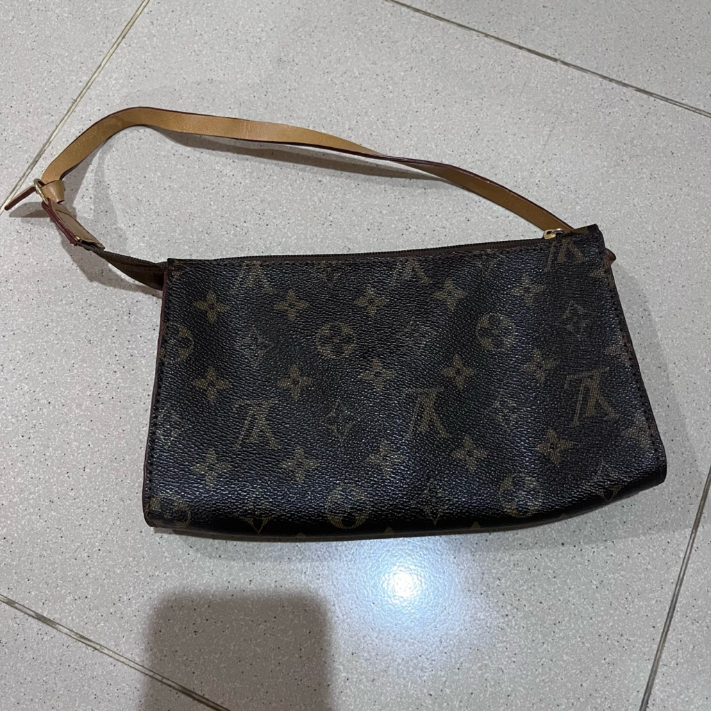 (PRELOVED) sling bag / tas l0uis Vuitt0n fake lv