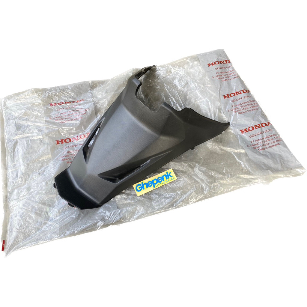 Cover Center Body Tengah Bawah Jok Vario 125 Fi Bohlam Lama Original AHM 80151-KZR-600ZD