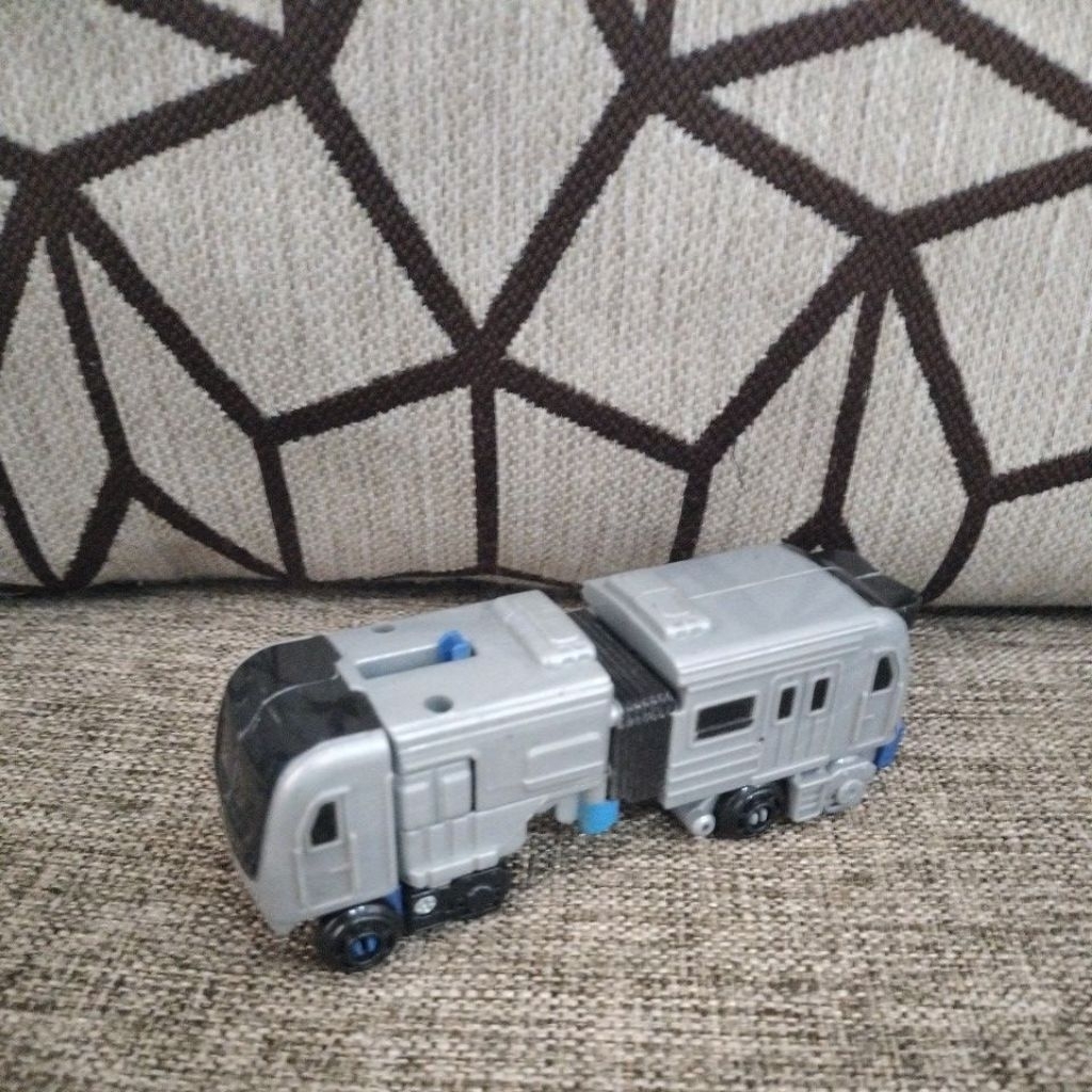 Tobot Kereta, Preloved Atau Second