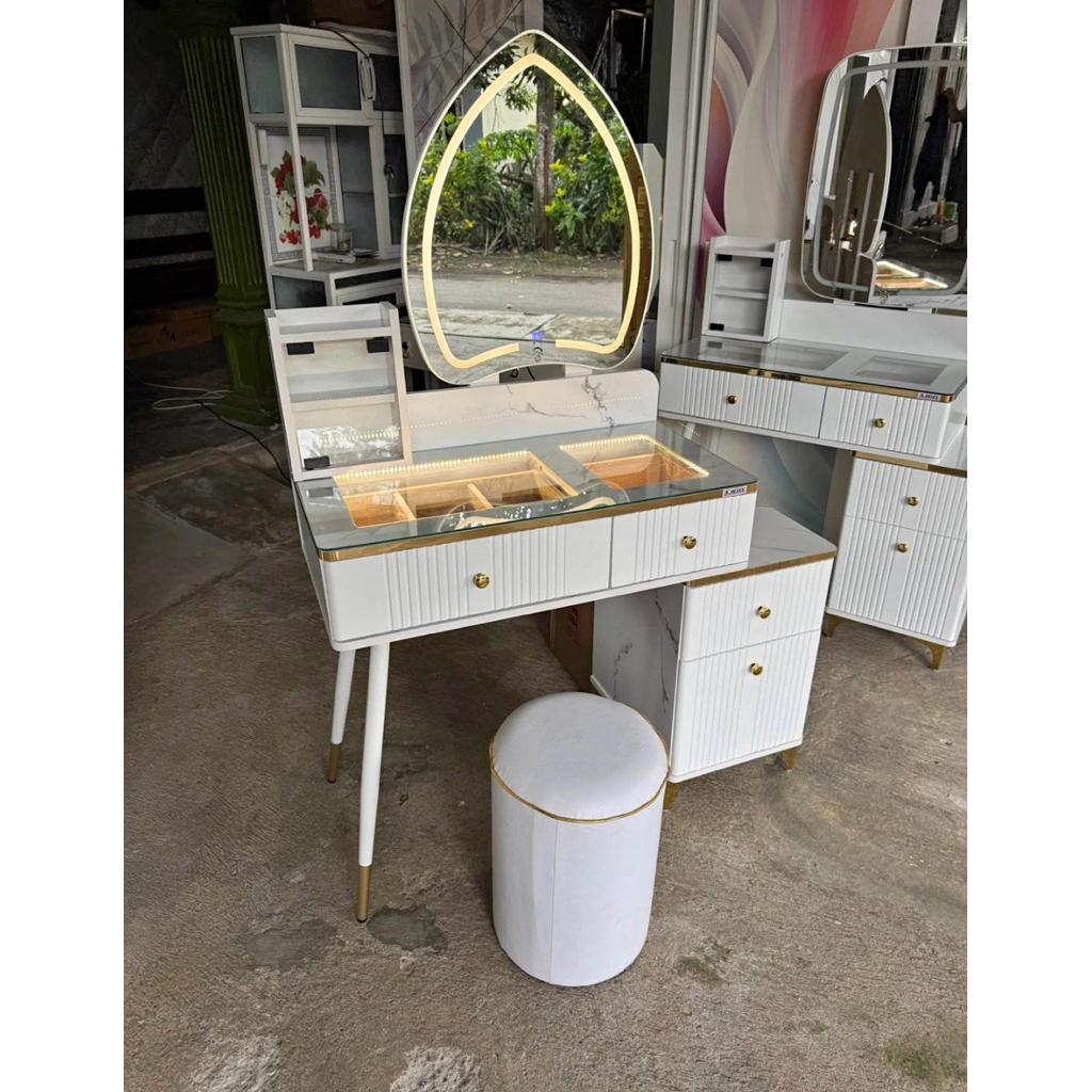 Meja Rias | Tolet Topaz Kaca LED Mewah Minimalis