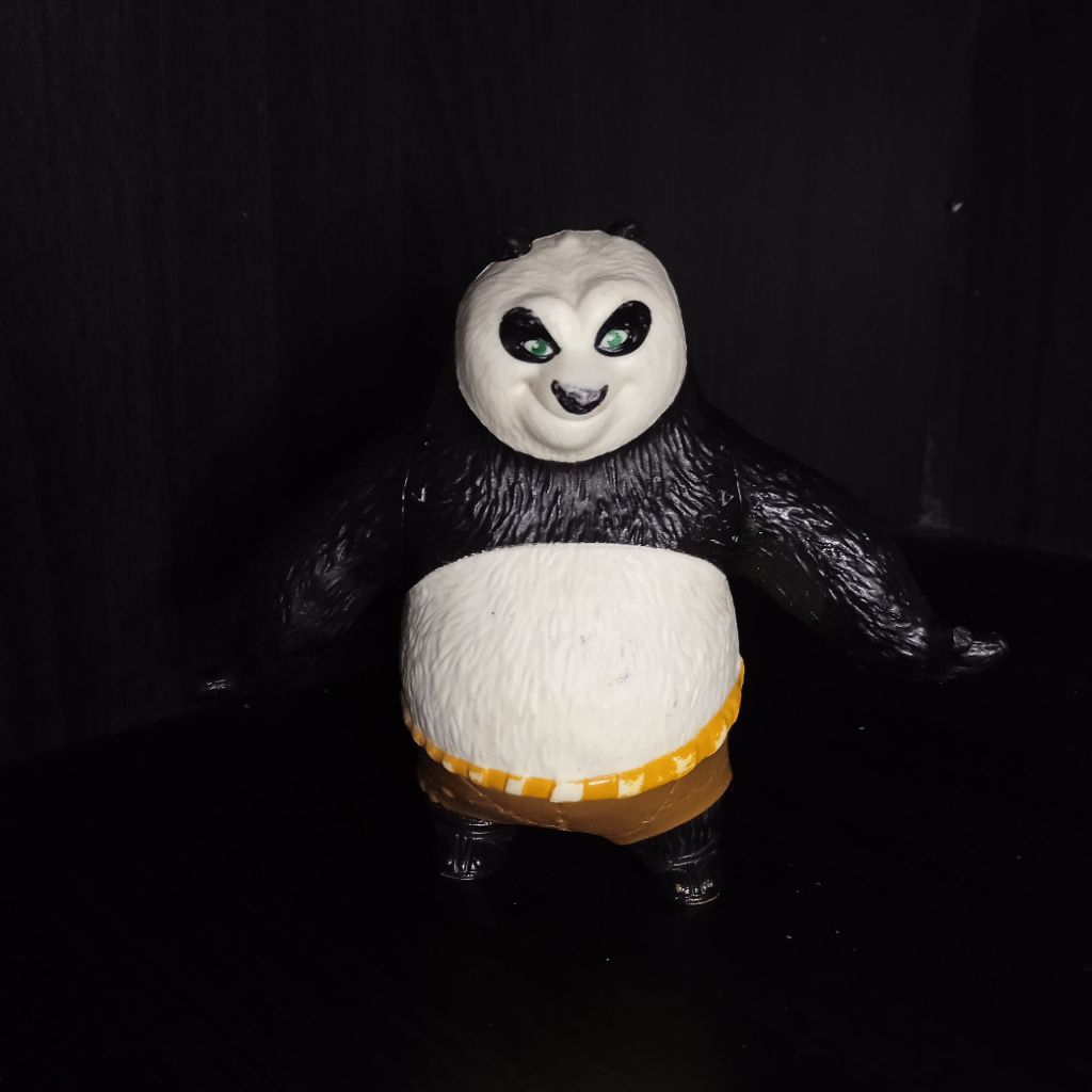 Preloved Figure Kungfu Panda McDonald 2011
