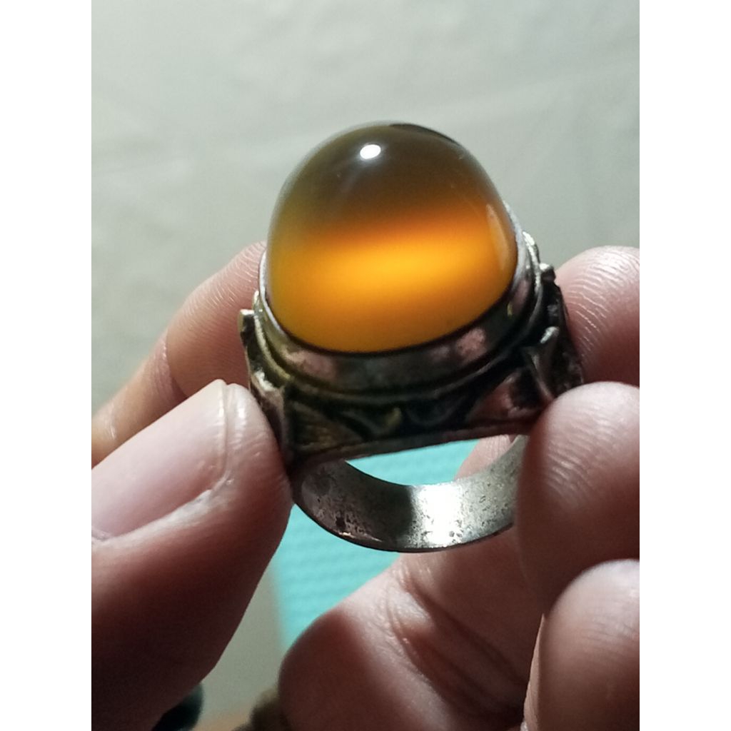 Batu Sulaiman Solar Madu Luster