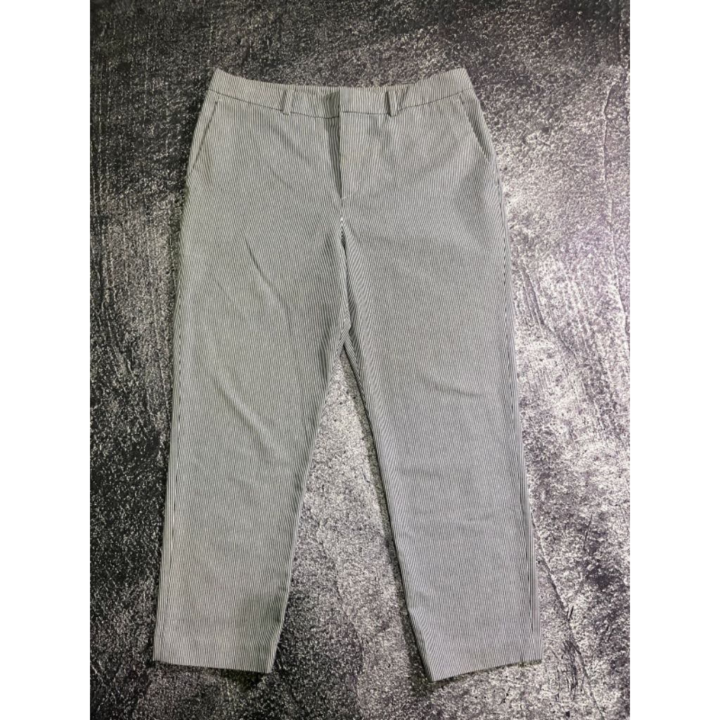 Celana ezy Ankle Uniqlo Authentic women