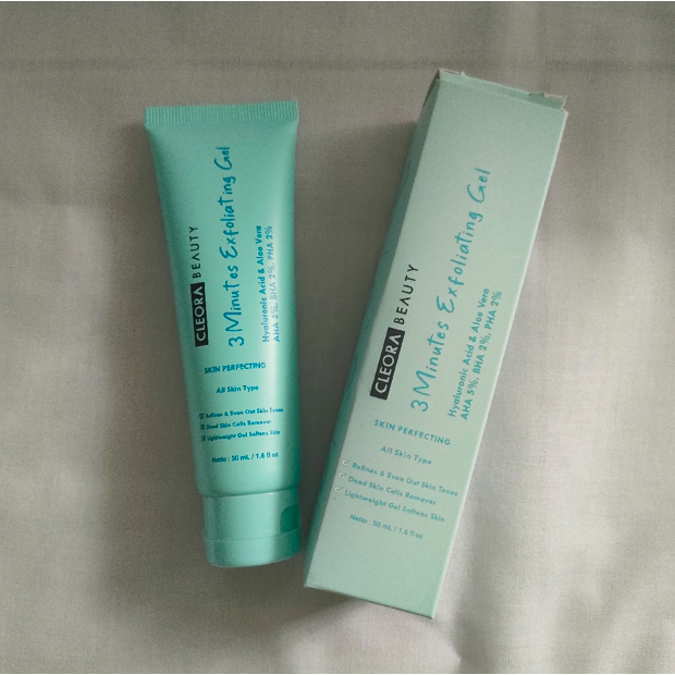 Peeling Gel Wajah Dengan Aloe Vera CLEORA EXFOLIATING GEL