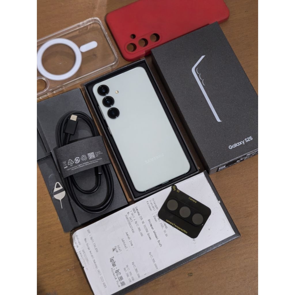 Samsung S25 | 12/256 | BNOB
