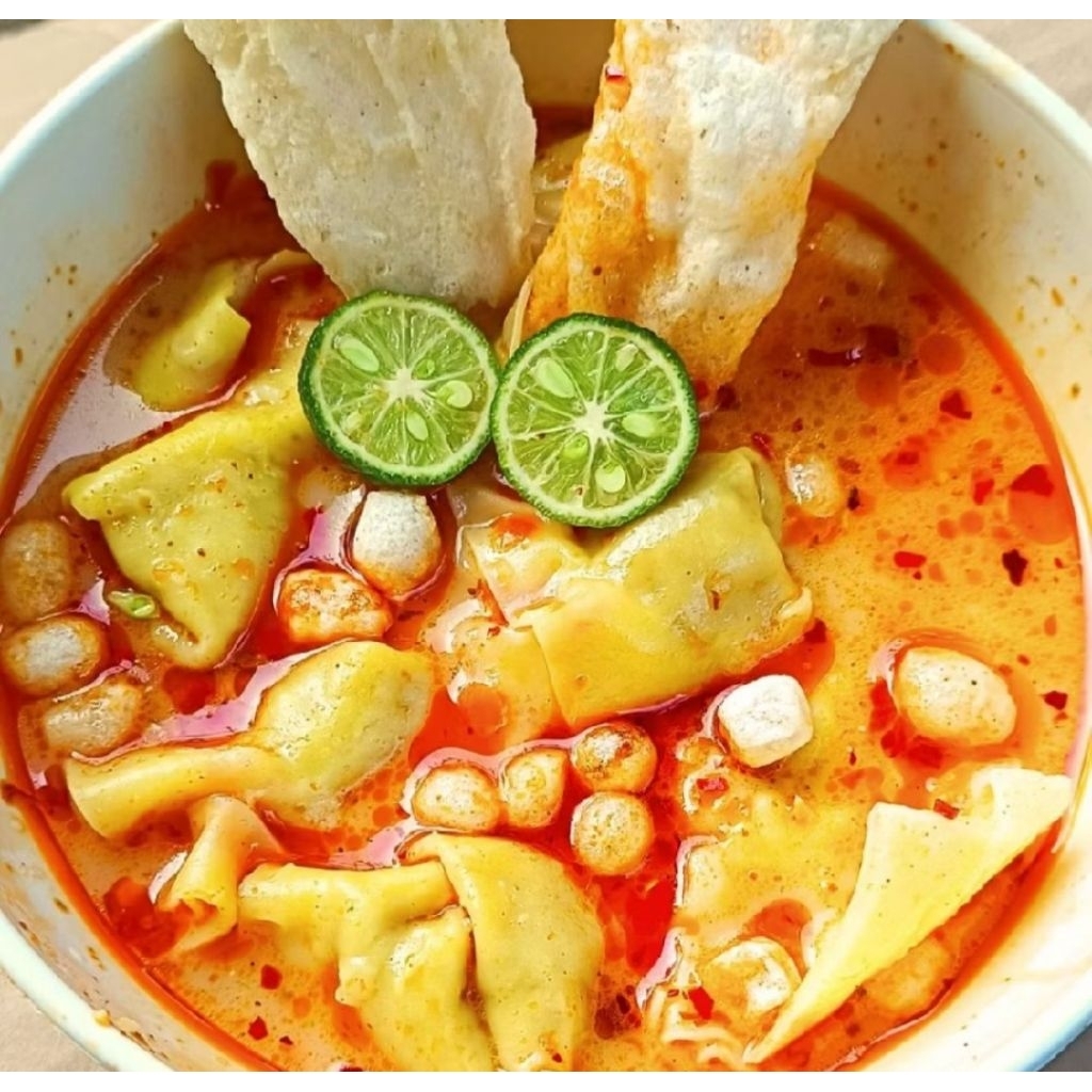 pangsit kuah Chili oil /pangsit kuah pedas isi ayam