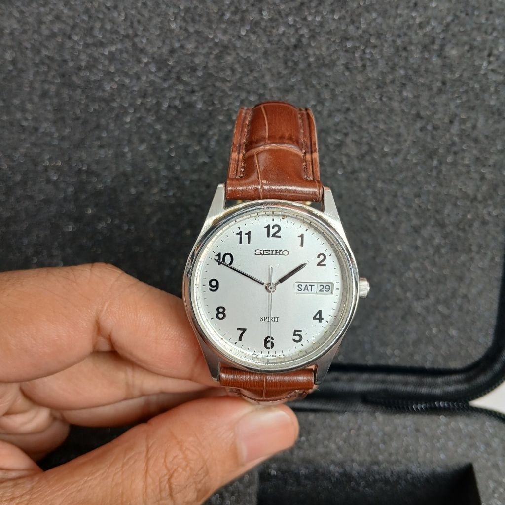 Seiko Spirit 7N43-7B60 Quartz