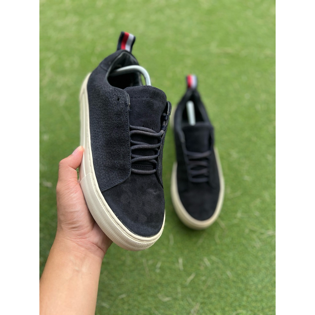 Sepatu Tommy Hilfiger size 43 - Second Preloved Used mirip Zegna