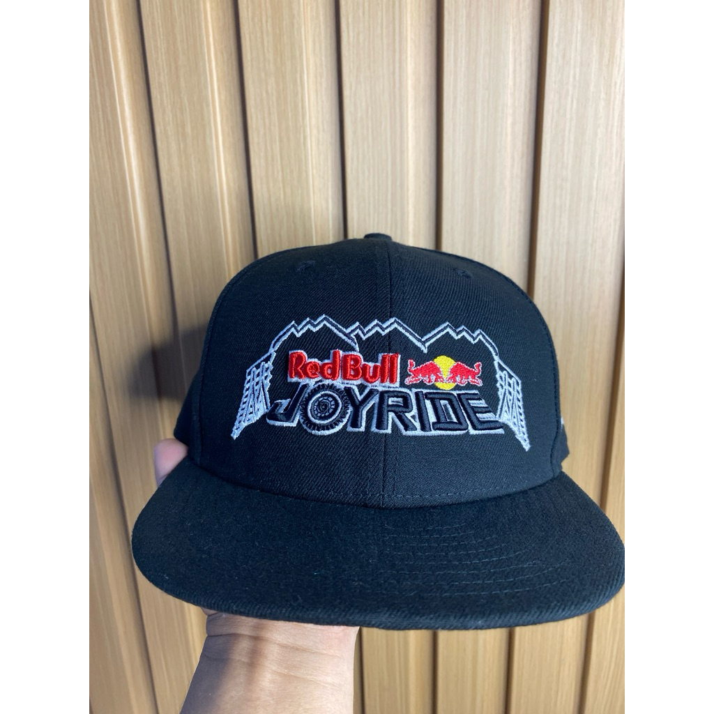 Topi New Era 9Fifty Red Bull Joyride Whistler Snapback