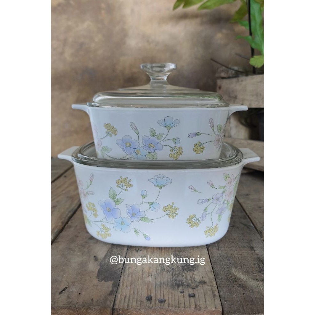 Pastel bouquet Corningware USA 1½ liter & 3 liter
