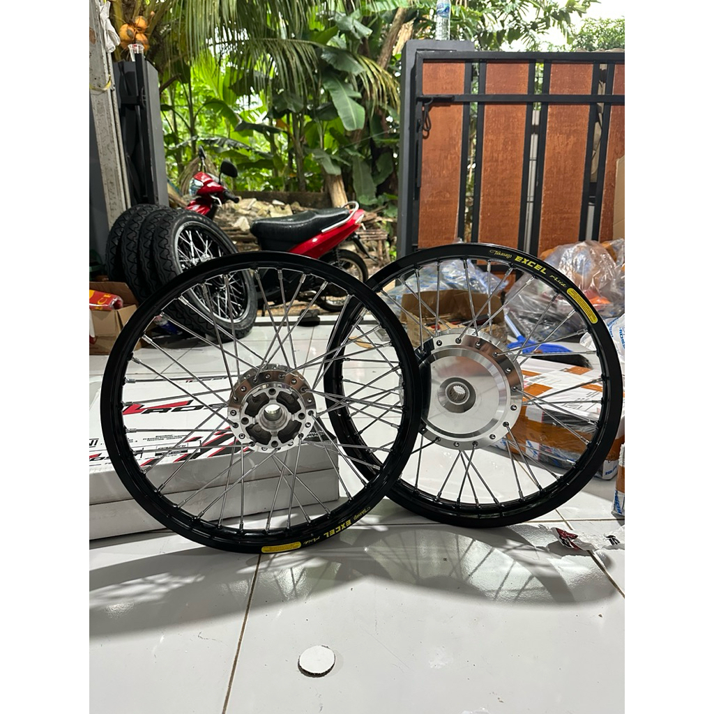 Velg jari Jari V Rossi Custom Stiker Takasago Beat Sccopy Vario 110 125 150 Pcx 150 160