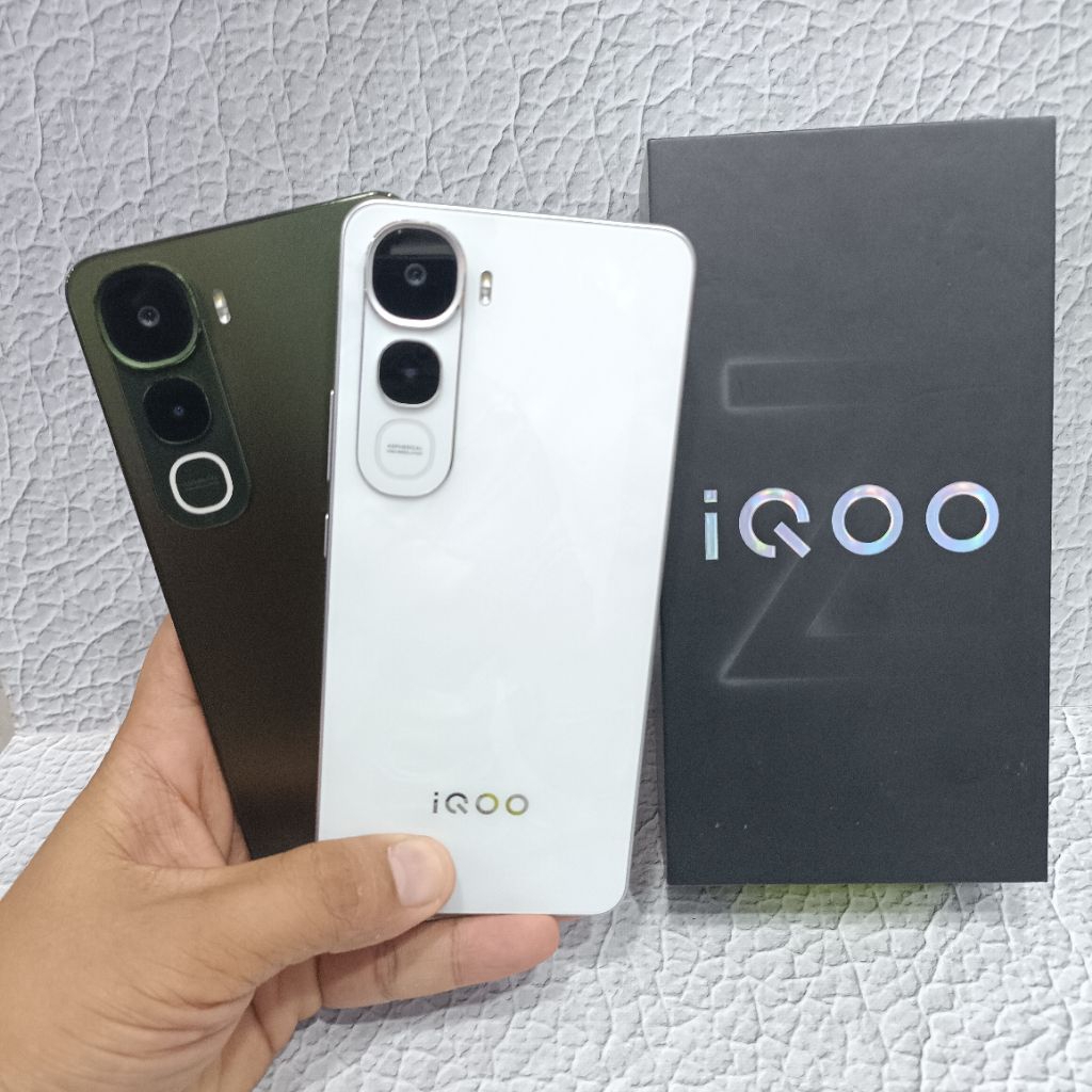 IQOO Z10 LITE 4G 8/256GB 8/128GB HP BEKAS SECOND FULLSET