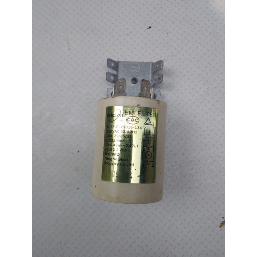 EMI FILTER MESIN CUCI MIDEA FRONT LOADING MFS75-S804 (ORIGINAL COPOTAN)
EMI FILTER 
FC86-C-25016-134