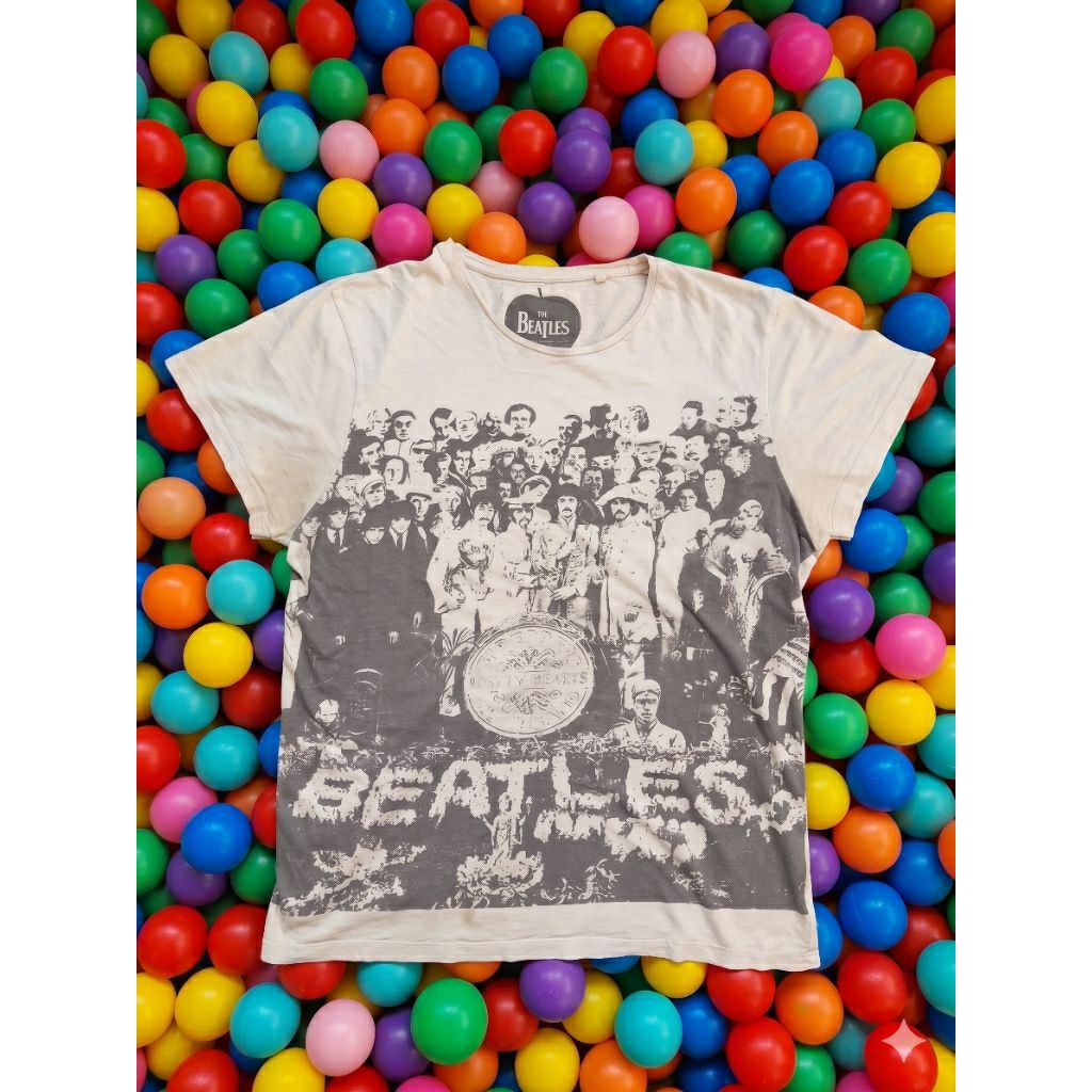 The Beatles Sgt. Pepper's Lonely Hearts Club Band Tee