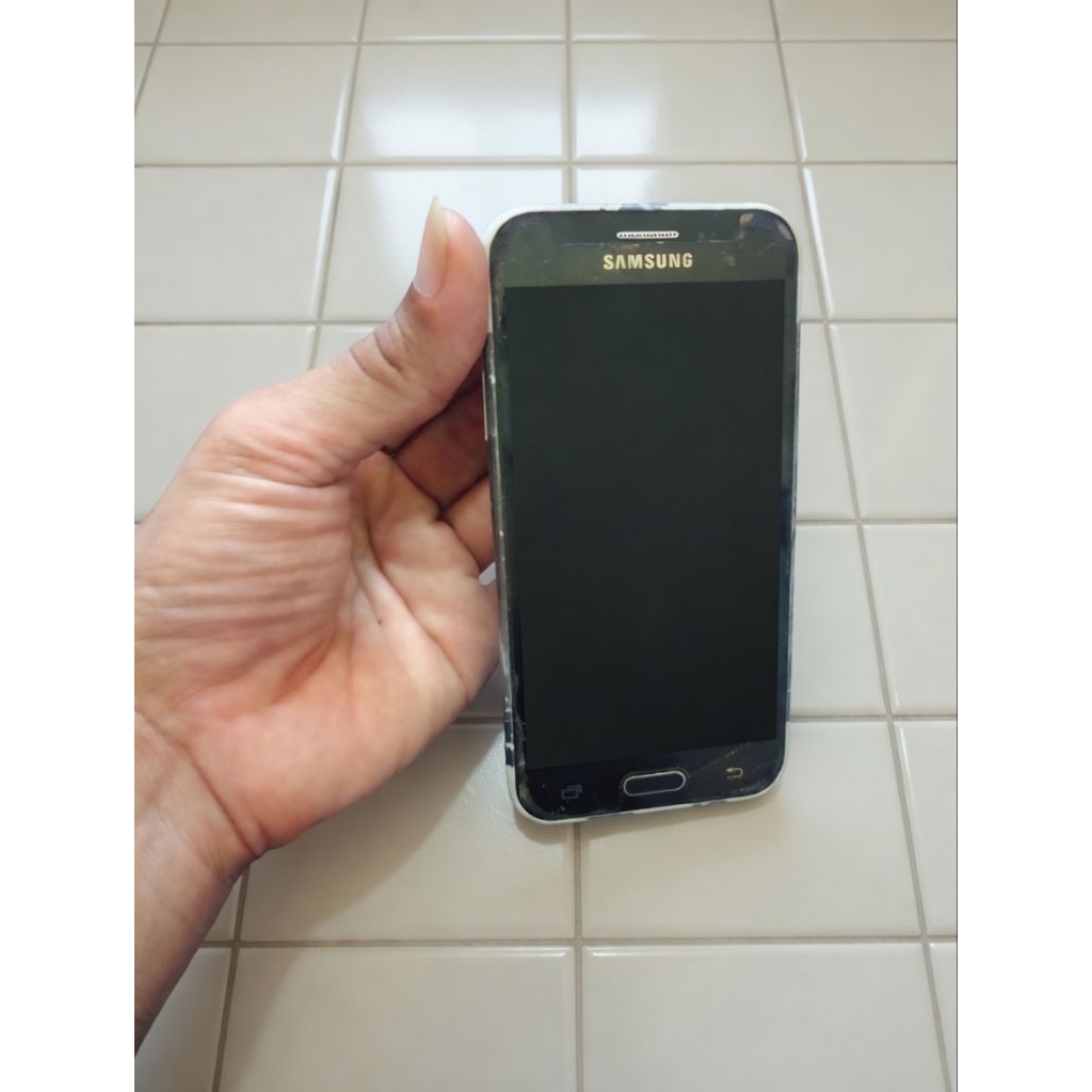 HP Android Samsung J2 - Jual Gambling