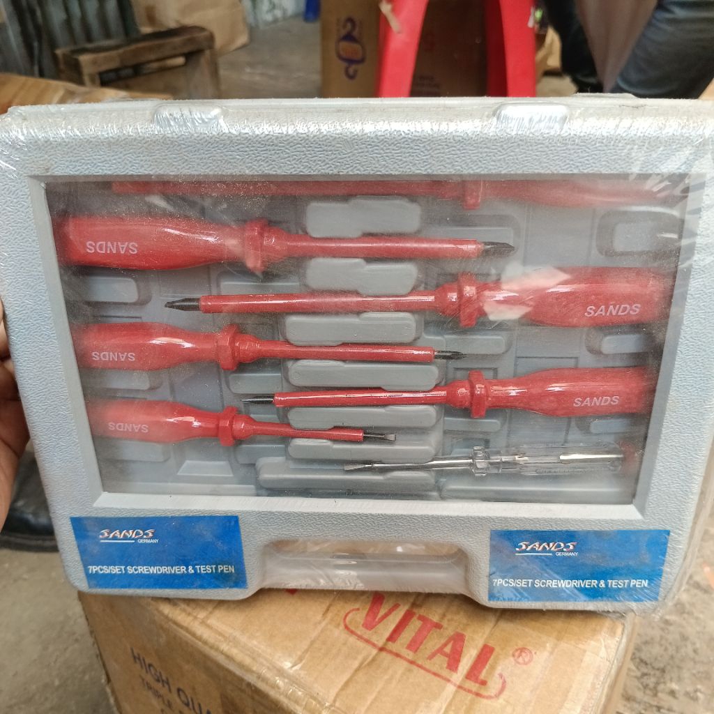 Sands Germany Obeng listrik 1000 Volt set 7 Pcs screwdriver & Tespen